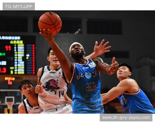 CBA篮球俱乐部负责人是否涉及足球管理？